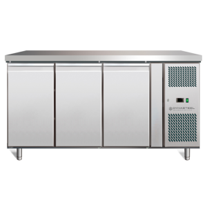 Hladilna miza s 3 vrati GN1/1 - Globina 700 - Dynasteel
