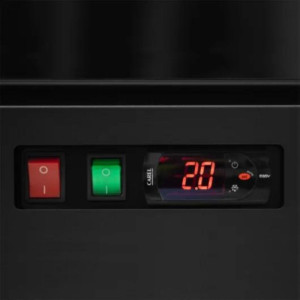 Pozitivna hladilna omara z dvema steklenima vratoma 809 L - TEFCOLD: Učinkovitost in kakovost