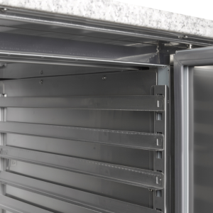 Miza za pico iz nerjavečega jekla TEFCOLD - 400x600mm - 2 vrata - Visoka kakovost