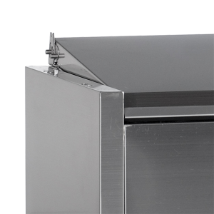 Saladette za postavitev Inox - 9 GN 1/3 TEFCOLD: Praktična in elegantna