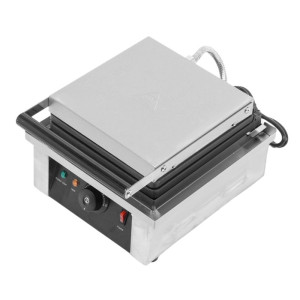 Električni pekač za vaflje Dynasteel - Pripravite mehke vaflje v rekordnem času!