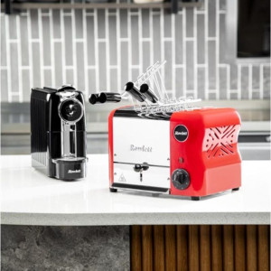 Toaster Rowlett Rutland rdeče barve 2 reži - HITRO & KOMPAKTNO!