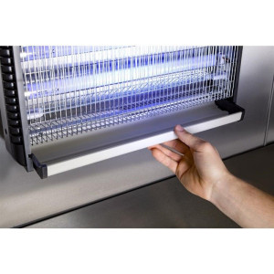 LED dezinfektor Eazyzap 14W: Učinkovito odstranjevanje letečih insektov
