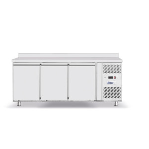 Pultni hladilnik z tremi vrati Profi Line 420L - Znamka HENDI - Fourniresto