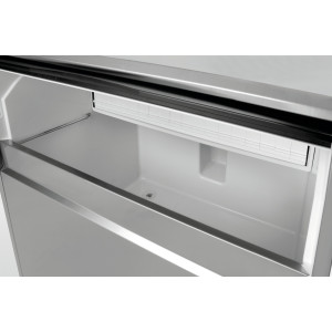 Aparat za izdelavo ledu B90 Plus - 89 kg