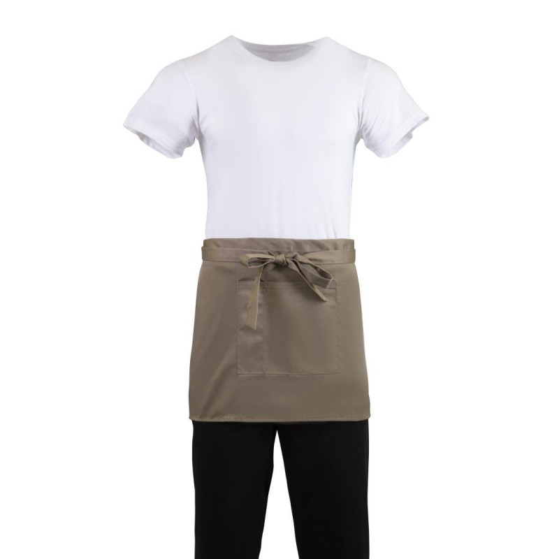 Kratek rjav svetel predpasnik za natakarja iz polikotona 373 x 750 mm - Whites Chefs Clothing - Fourniresto Kratek rjav svetel predpasnik za natakarja iz polikotona 373 x 750 mm - Whites Chefs Clothing - Fourniresto