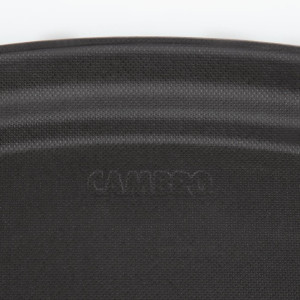Pladenj za strežbo ovalne oblike iz steklenih vlaken s protizdrsnim premazom Camtread črne barve - Cambro - Fourniresto