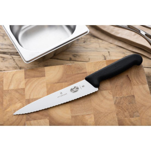 Zrezek za kuhanje z zobmi 190 mm Victorinox: Kvaliteta in natančnost