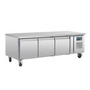 Podstavek za hlajenje GN 1/1 s pozitivno temperaturo, serija U 3 vrata 317L - Polar - Fourniresto